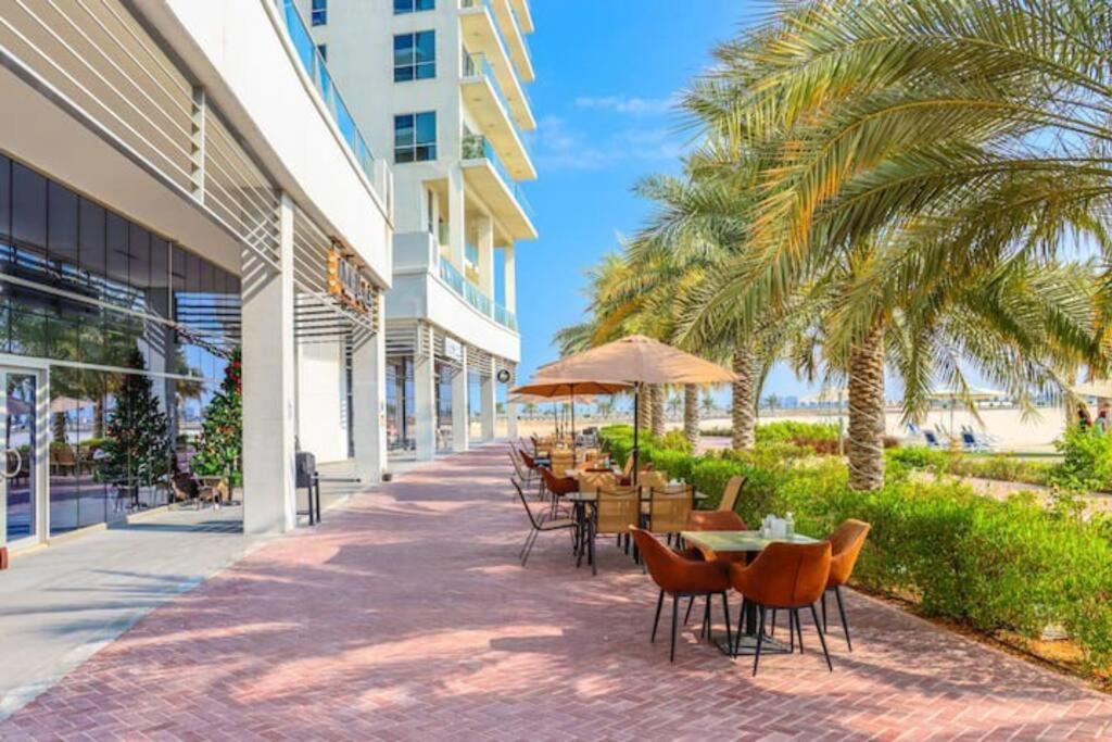 A Perfect Escape - Sea Facing Apartment Ras al-Khaimah Luaran gambar