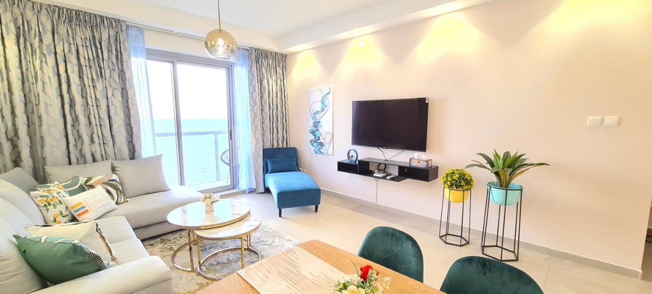 A Perfect Escape - Sea Facing Apartment Ras al-Khaimah Luaran gambar